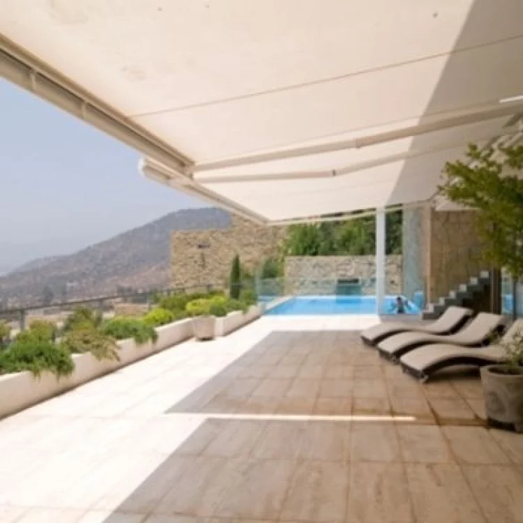 toldo proyectante Hunter Douglas